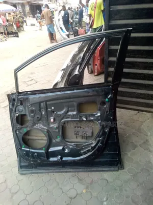 Toyota Venza Door Empty Front Right Side 2015 Model Neat