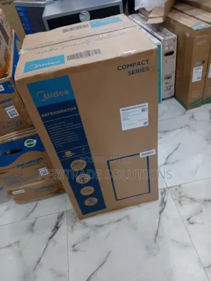Midea Compact-Series Fridge 85 Litres + Bottle Rack