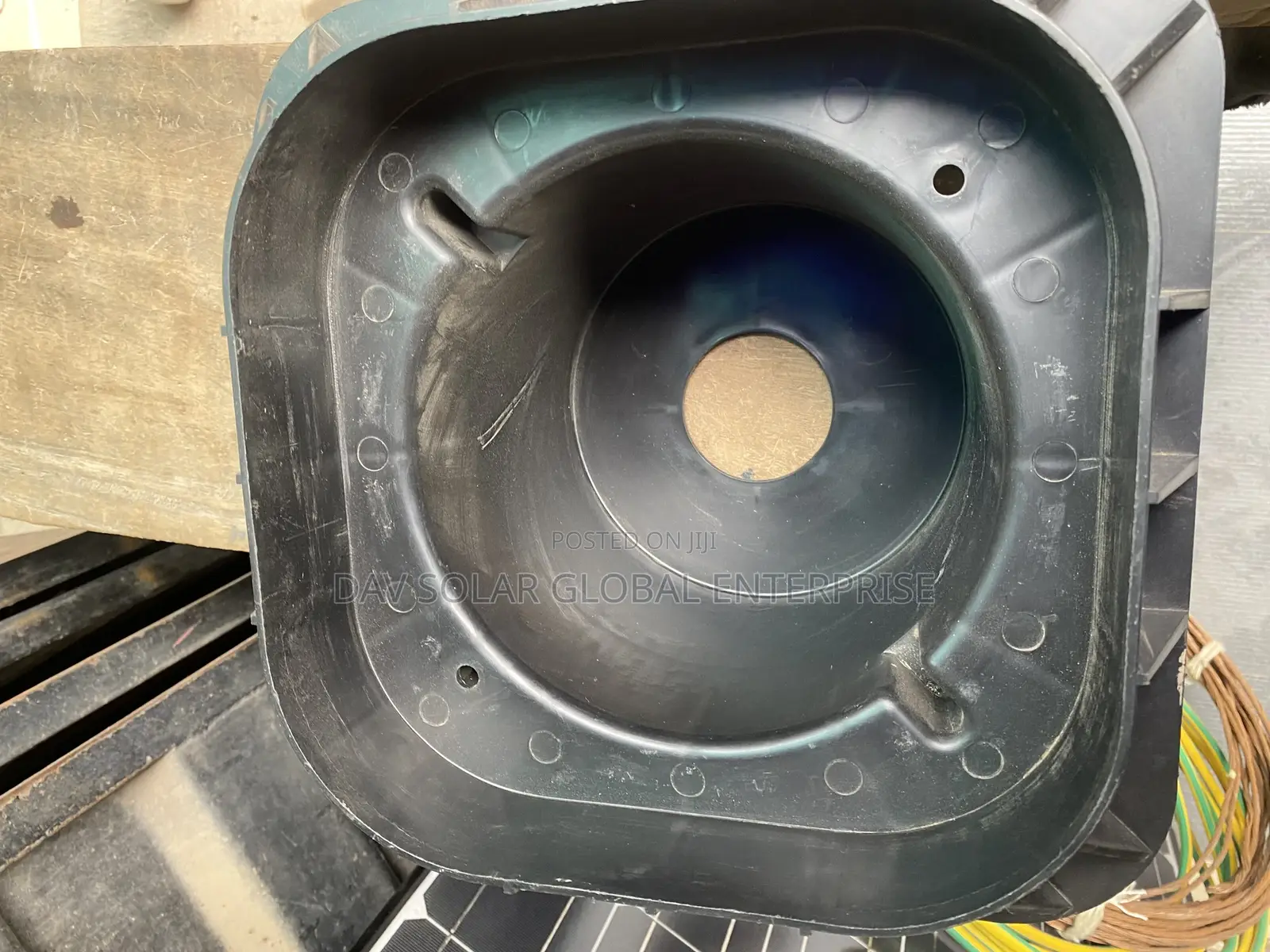 Earth Bus Chamber