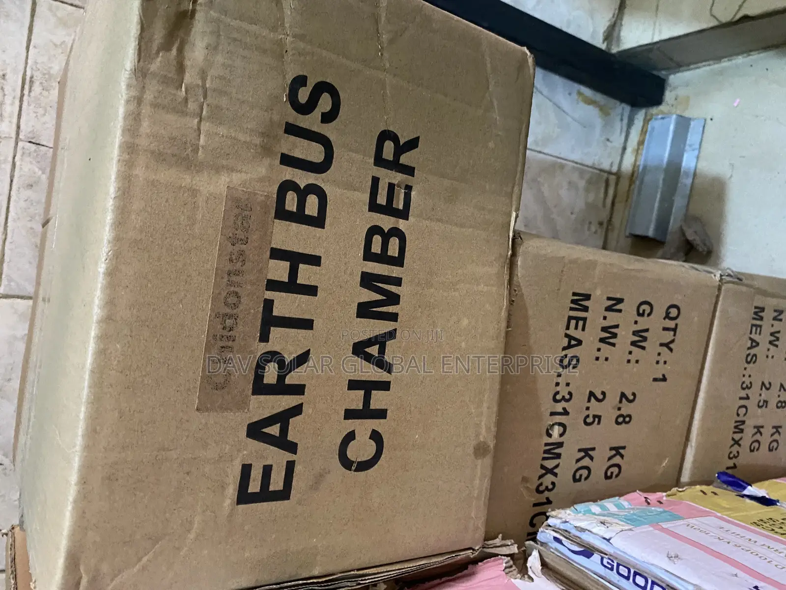 Earth Bus Chamber