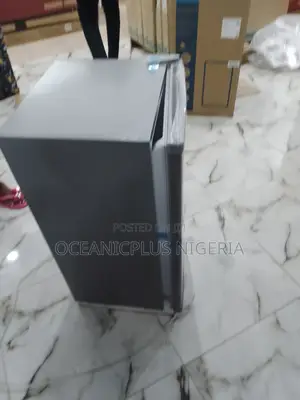 Stand by Single Door Midea Refrigerator