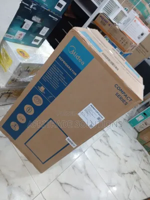 Midea Modest-Sized Fridge 85 Litres