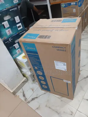 Midea Single-Door Fridge 85 Litres With Adjustable Legs