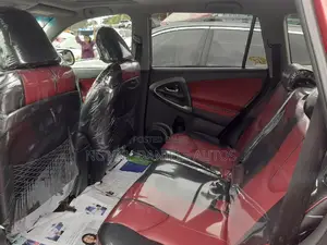 Toyota RAV4 Limited 2011 Red