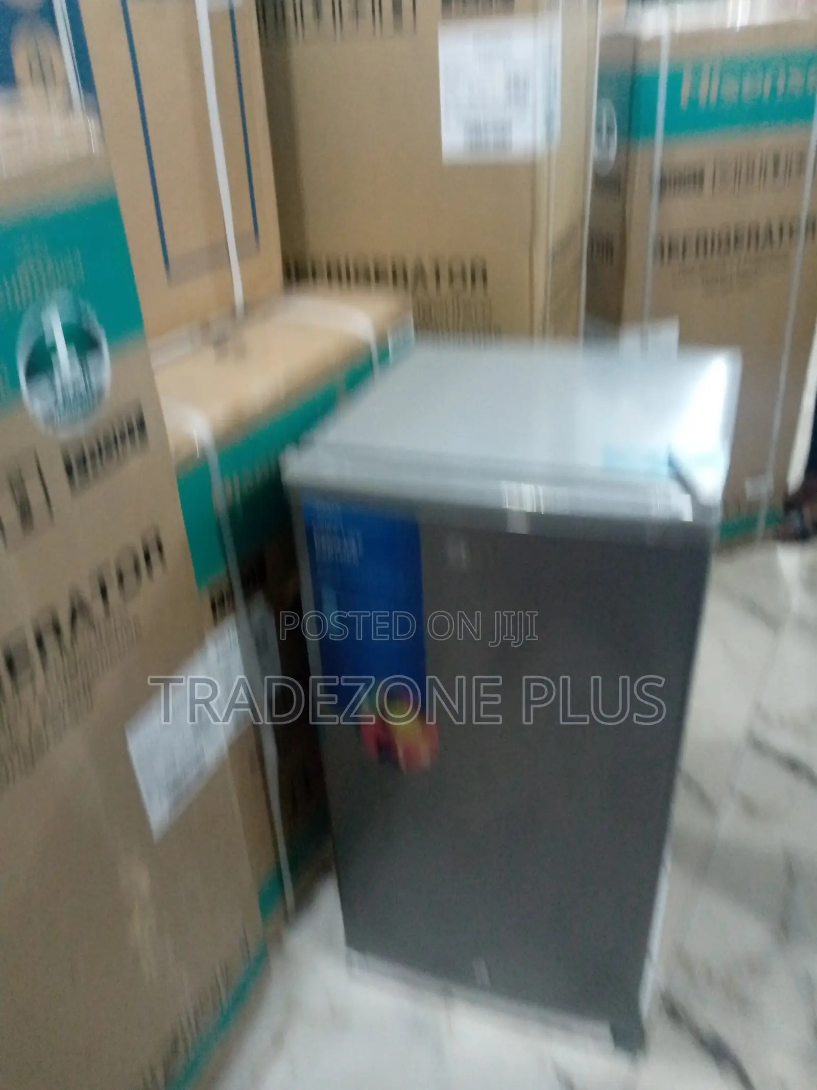 Brand New Midea 90L Single Door Refrigerator Mdrd133fgg50
