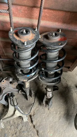 Front Shock Hyundai Santafee 2012