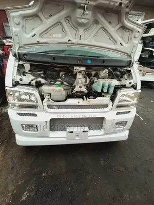 Suzuki APV Minibus 2005 White