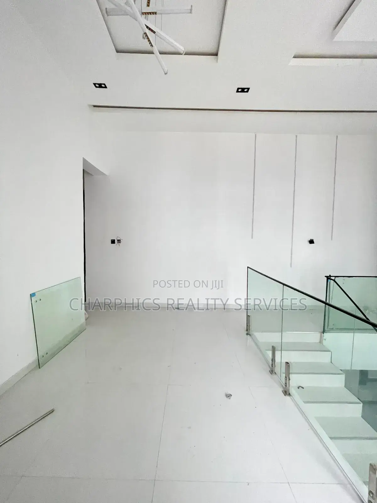 5bdrm Duplex in Lekki for sale