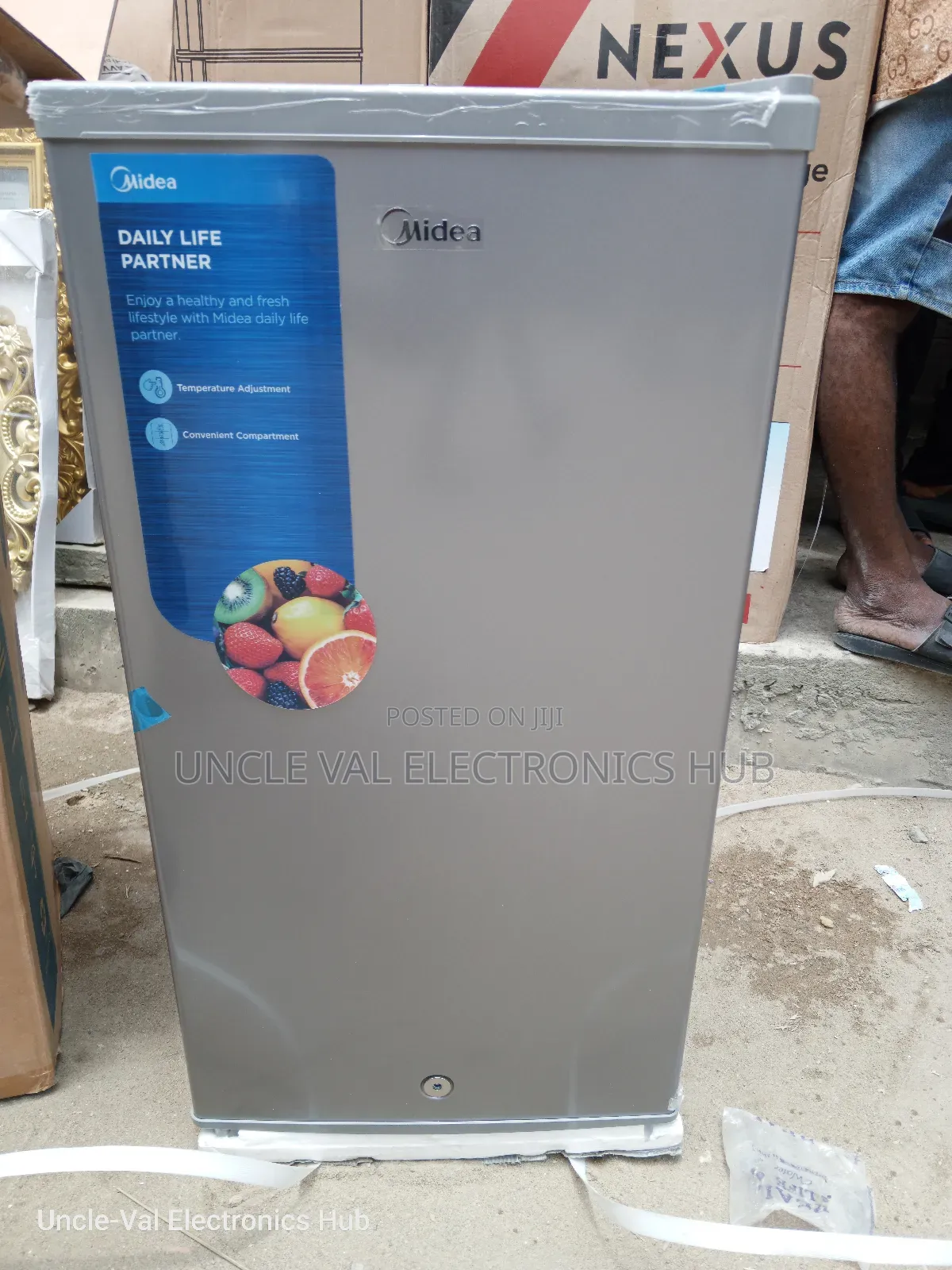 Midea Table Top Fridge