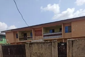 12bdrm Block of Flats in Benin City for sale
