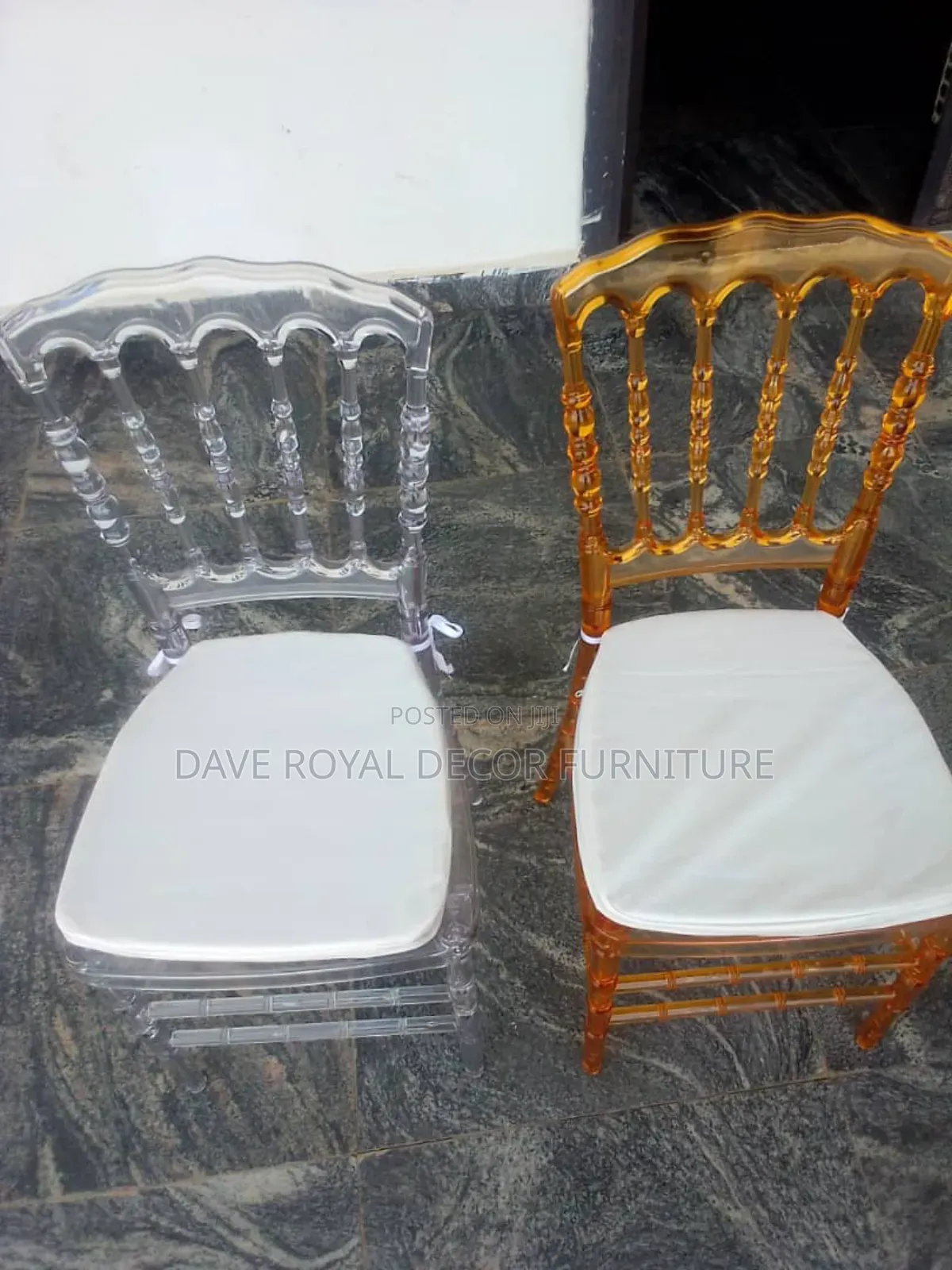 Transparent Chevery Event Chair.