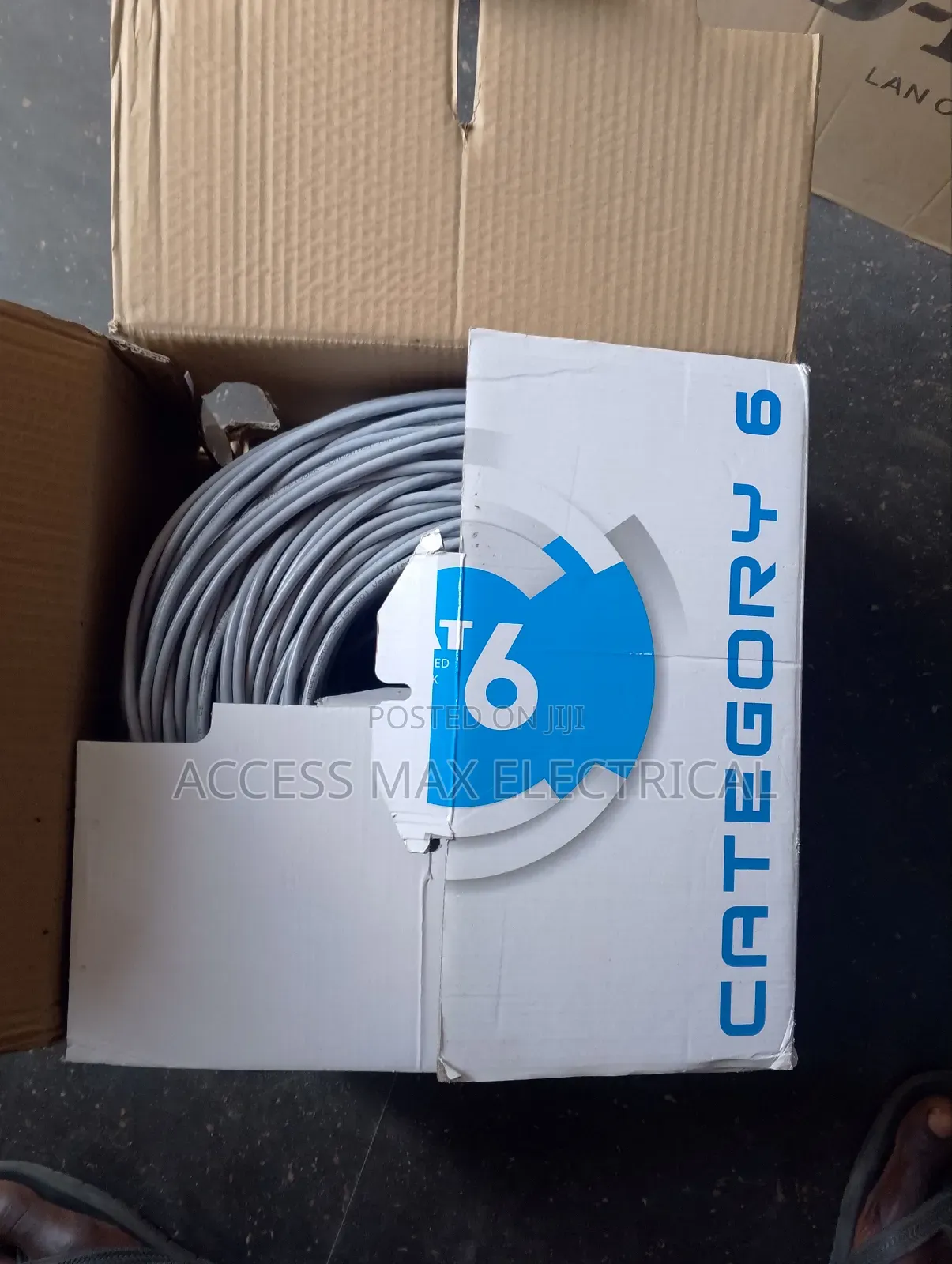 Lan Cat6 Cable by 305m. 90/Copper
