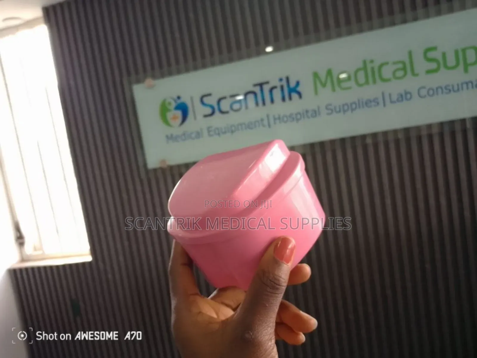 Apple Shape Denture Box