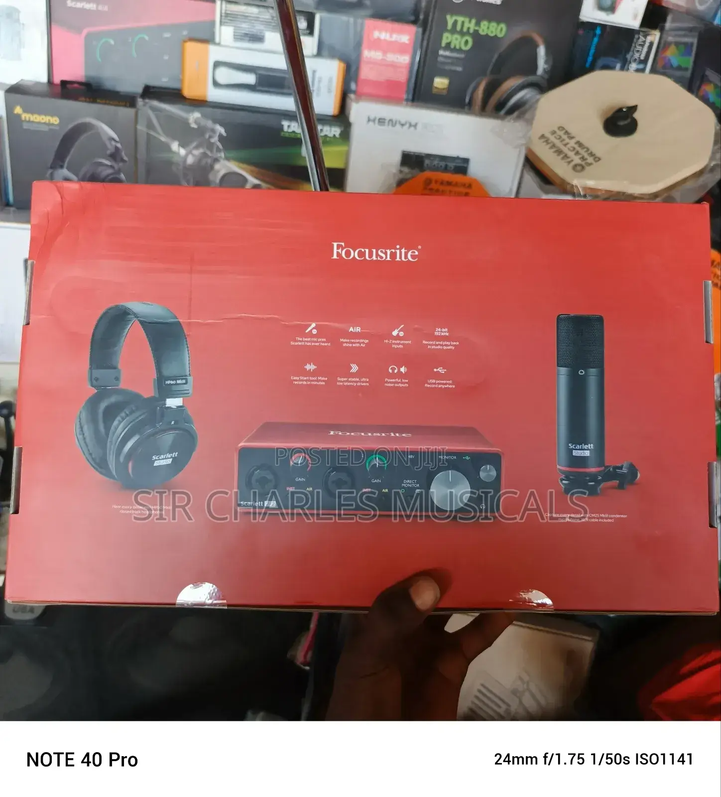 Focusrite Scarlet 2i2 Complete Sets