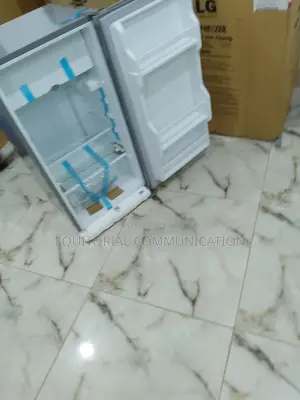 Highly Cool Midea 90l Single Door Refrigerator MDRD133FGG50