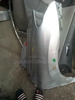 Lexus RX 330 Fender Right Side Neat One 07