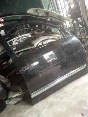 Lexus LX 570 Empty Door Front Right Side 2015 Model