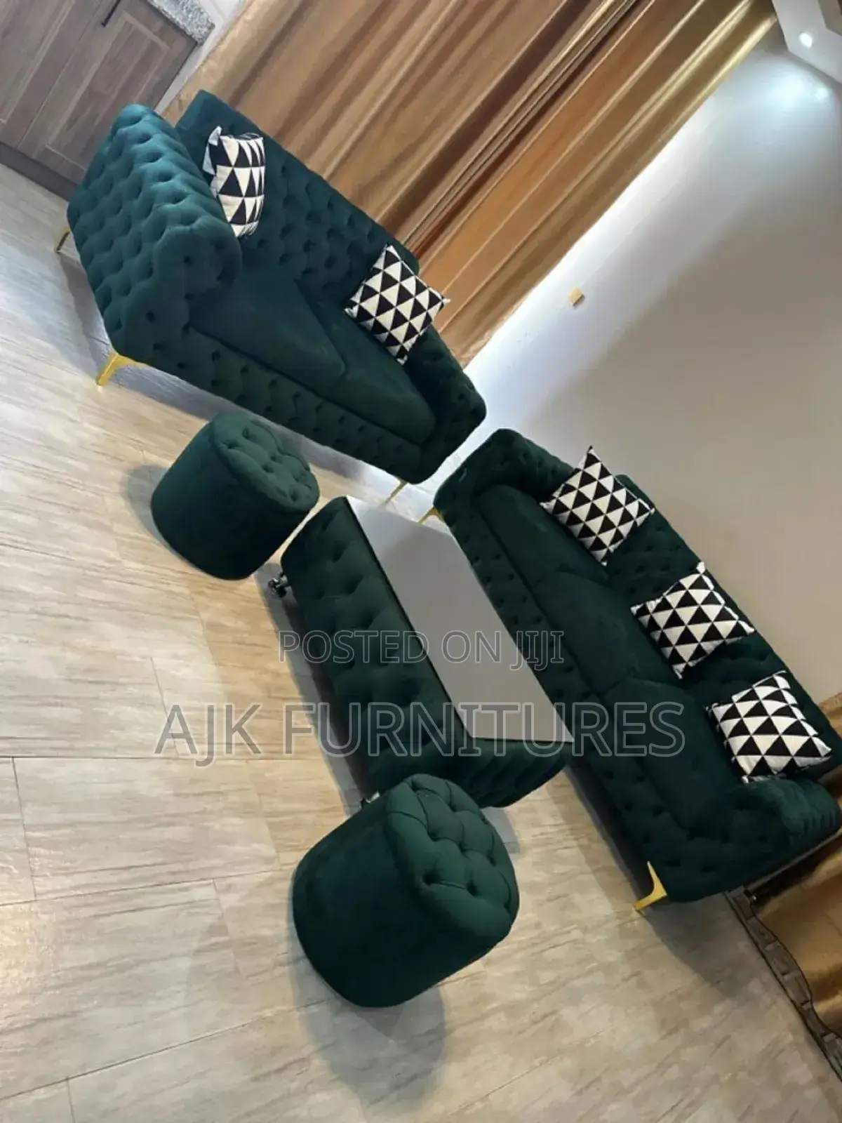 Exquisite 5 Seater Chairs