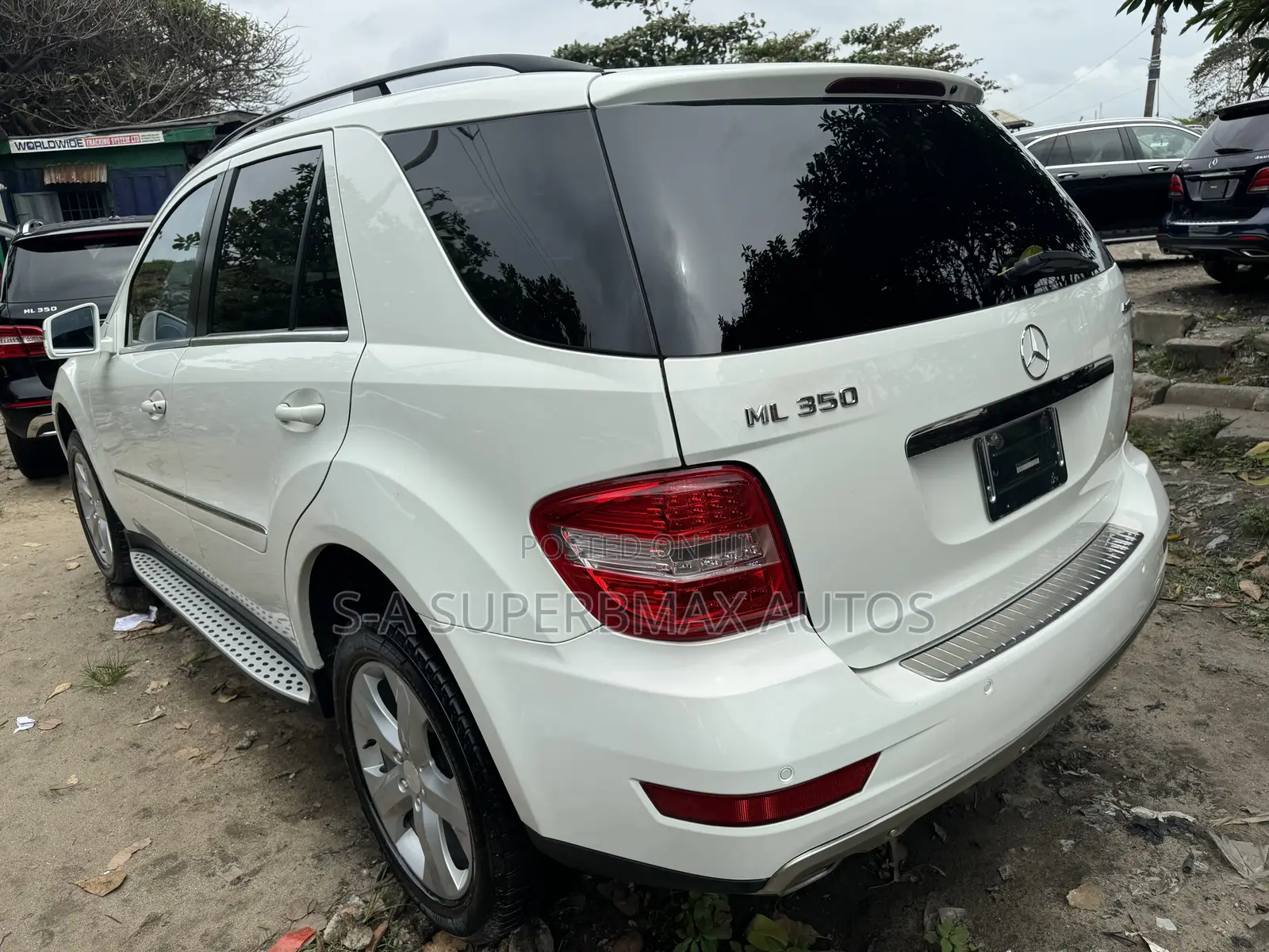 Mercedes-Benz M Class 2010 White