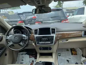 Mercedes-Benz M Class ML 350 4Matic 2013 White