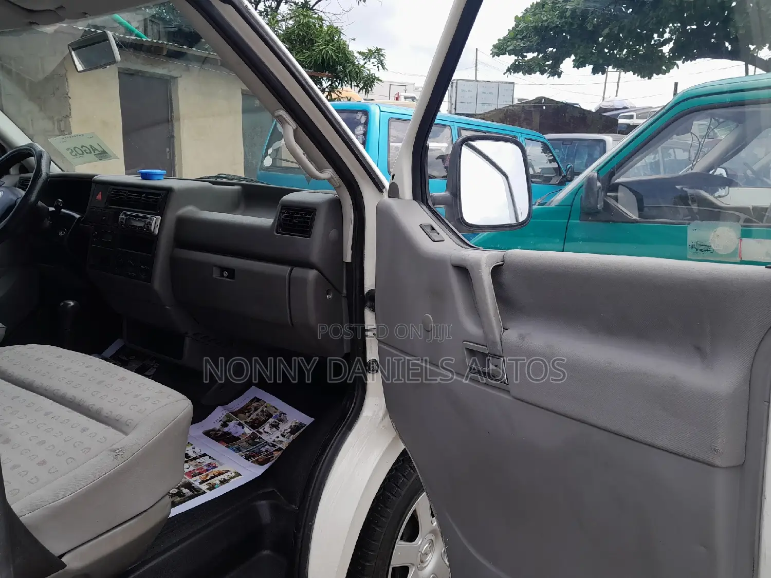 Volkswagen Transporter 2004 White