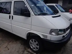 Volkswagen Transporter 2004 White