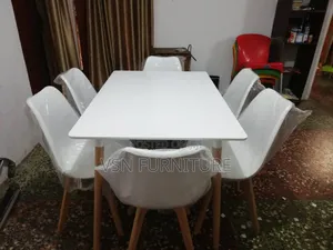 Dinning Table With Six Chairs
