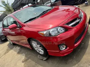Toyota Corolla 2010 Red