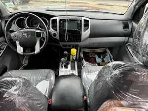 Toyota Tacoma 2015 Black