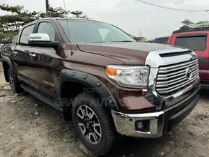 Toyota Tundra 2017 Brown