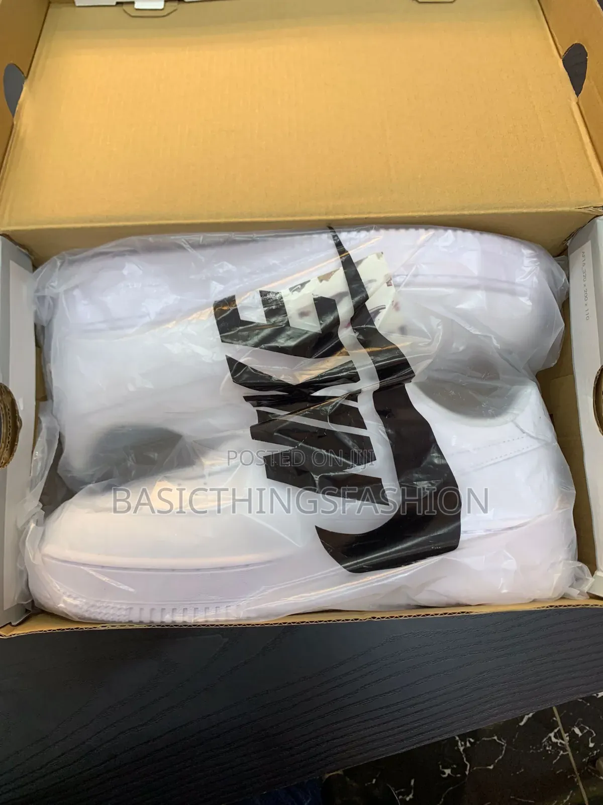 Nike Air Force 1
