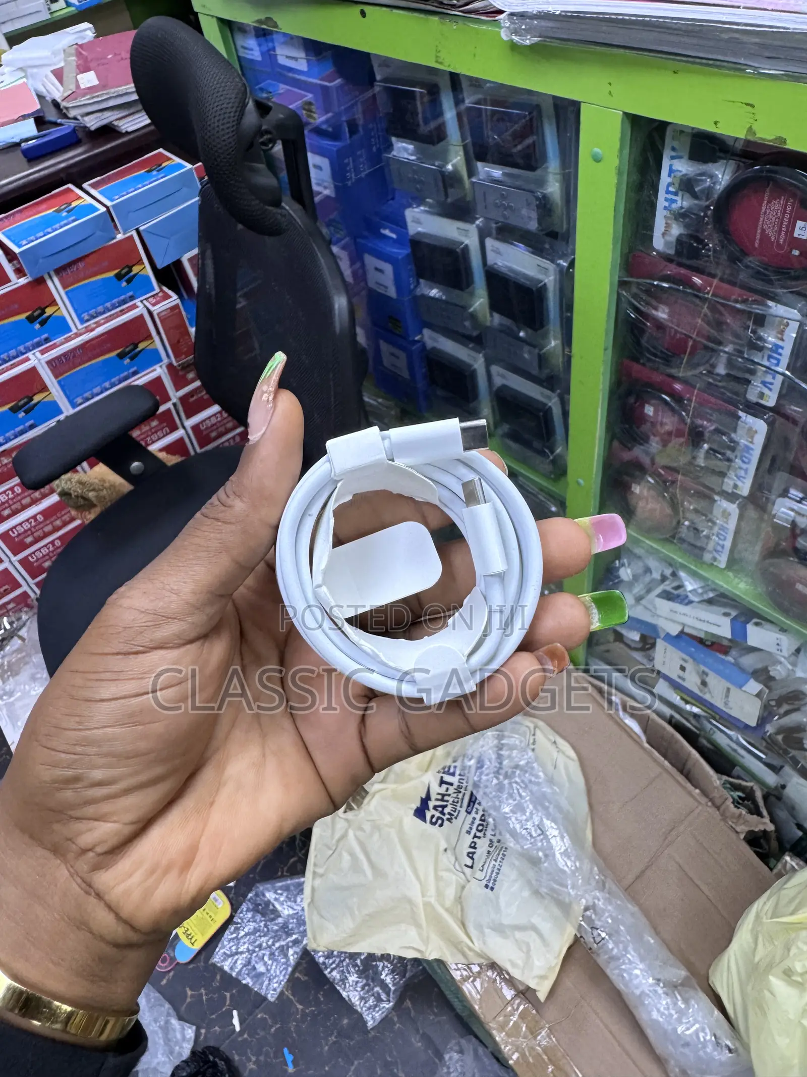 Follow Come 2m Type C to Type C Cable for Macbook Laptop