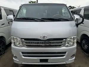 Toyota HiAce 2008 Silver