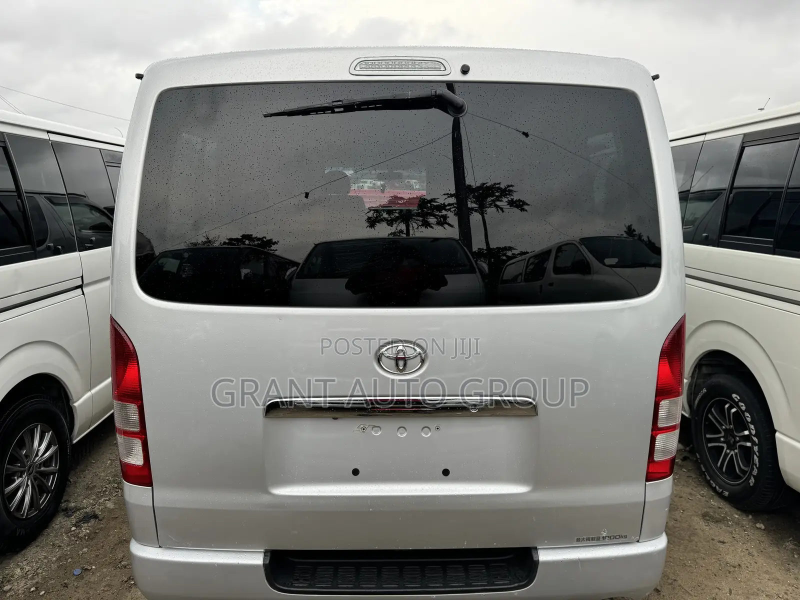 Toyota HiAce 2008 Silver