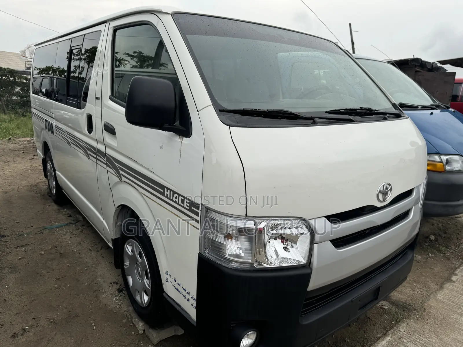 Toyota HiAce 2010 White