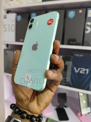 New Apple iPhone 11 64 GB Green