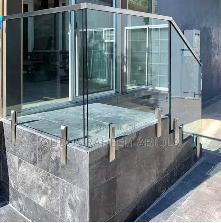 Glass Hand Railies