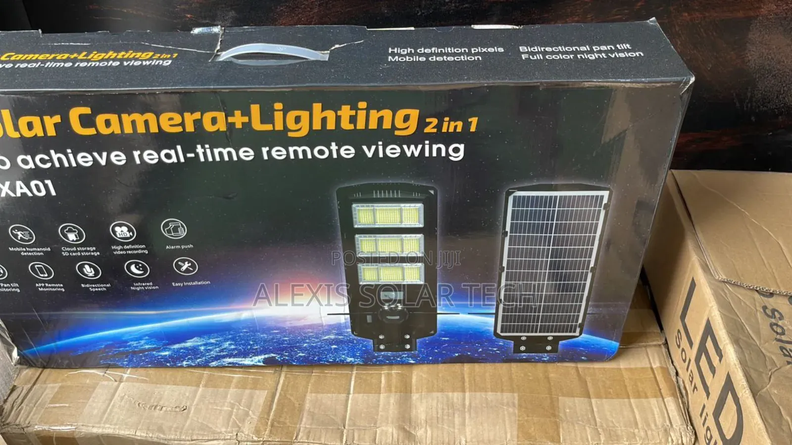 2 in 1 Solar Camera + Lighting