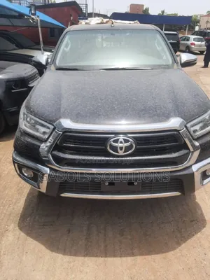 New Toyota Hilux 2023 Black