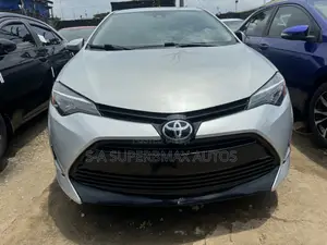 Toyota Corolla 2017 Silver