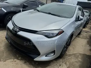 Toyota Corolla 2017 Silver