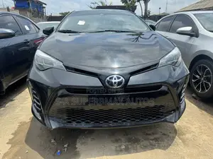 Toyota Corolla LE (1.8L 4cyl 2A) 2018 Black