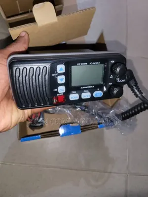 Icom Ic-M304 VHF Radio