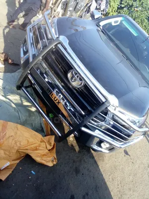  at Front Grill Grand for Hilux+ 2023