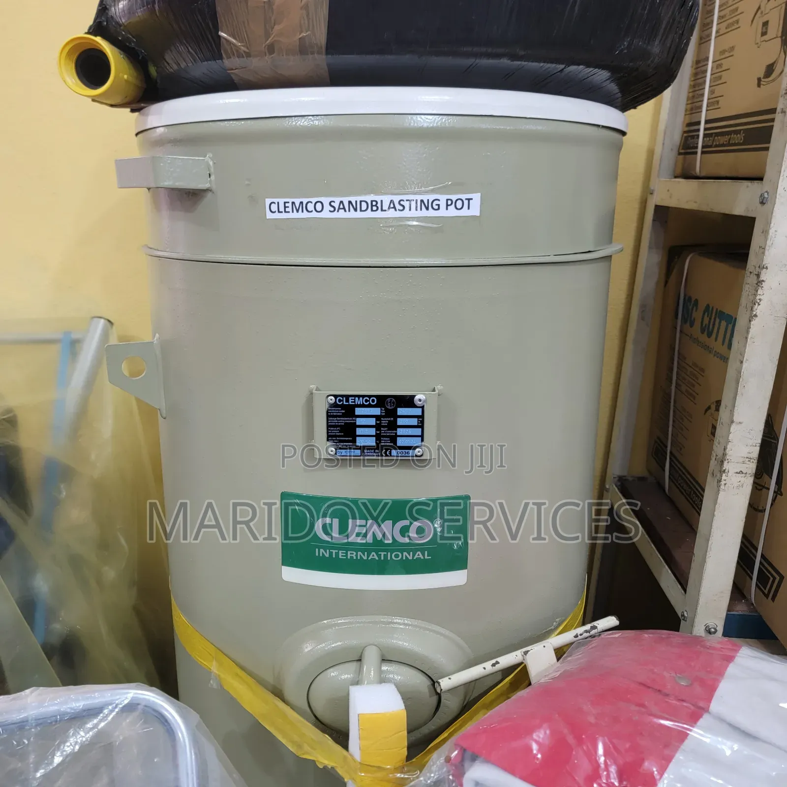 Clemco 200l Sandblasting Pot