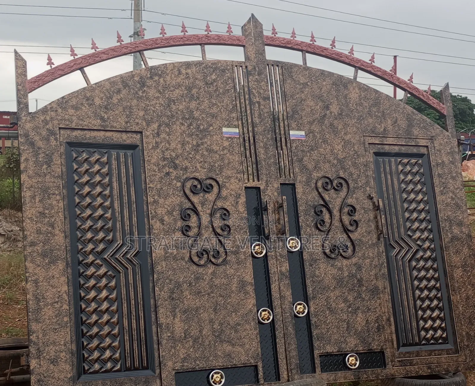 Golden Grill Arc Gate