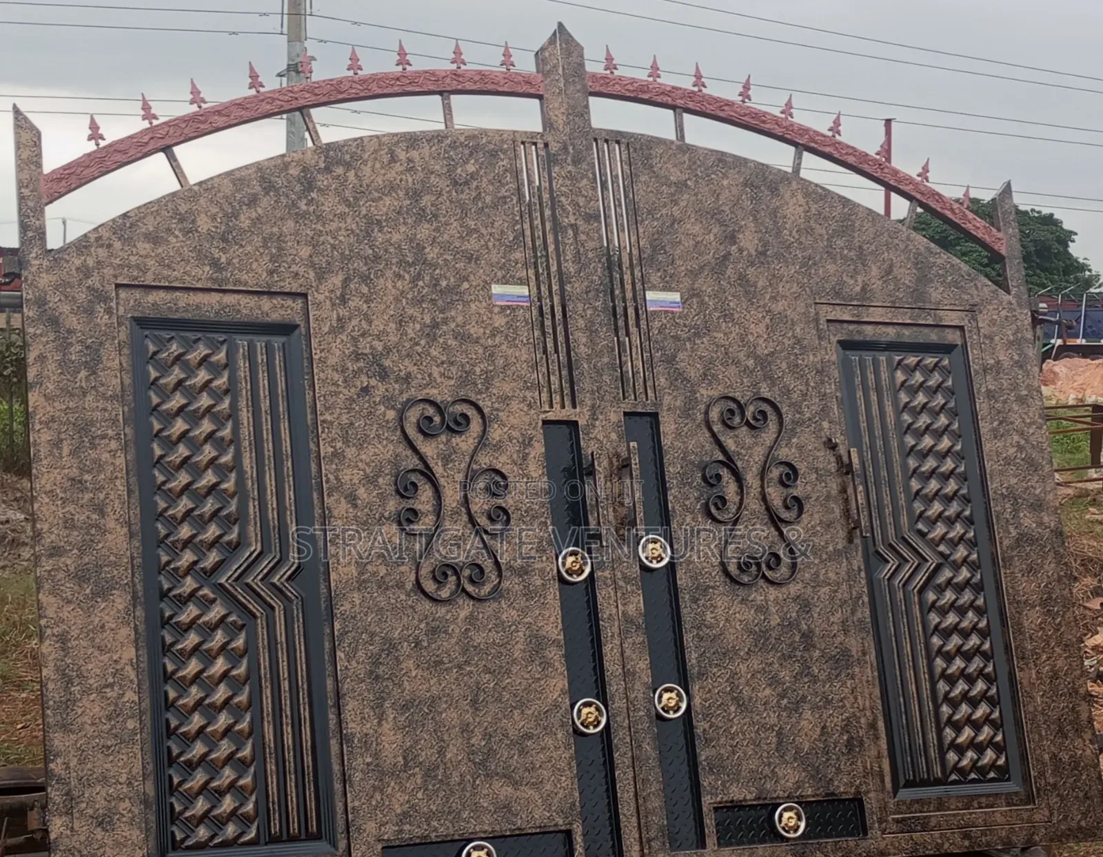 Golden Grill Arc Gate