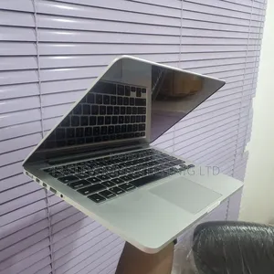 Laptop Apple MacBook Pro 2015 8GB Intel Core I5 SSD 256GB
