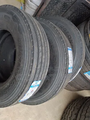 235/75/17,5. Linlong Tire Original