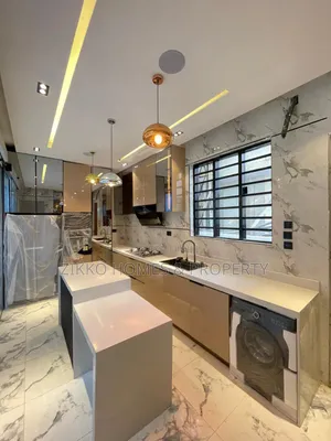 5bdrm Duplex in Osapa London, Lekki Phase 1 for sale